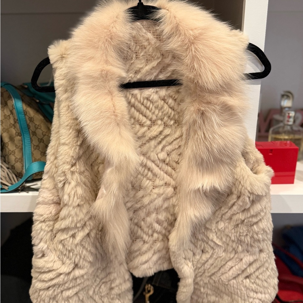 Elegant Cream Fur Vest